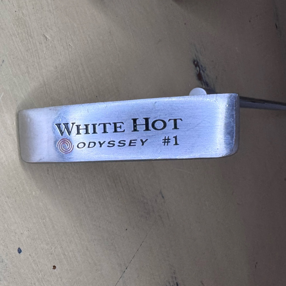 Odyssey White Hot OG #1WS Putter - Picture 4 of 10